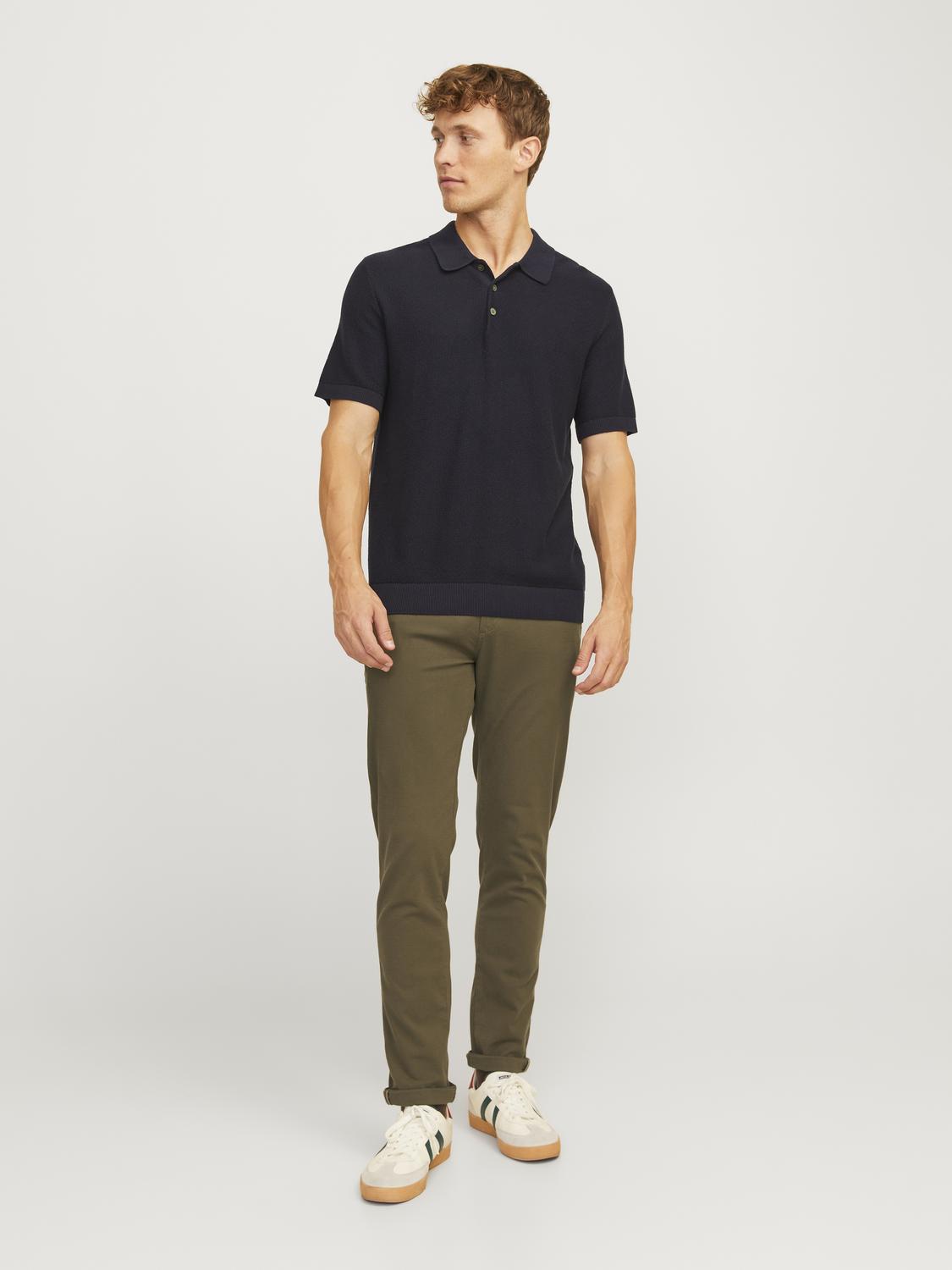 model_shot-front_full